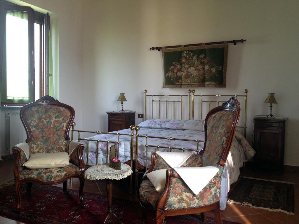 Bed And Breakfast Azienda Agricola Cascina Salazzara Magenta Room photo