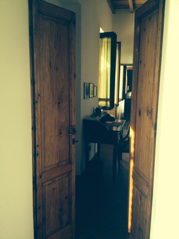 Bed And Breakfast Azienda Agricola Cascina Salazzara Magenta Room photo
